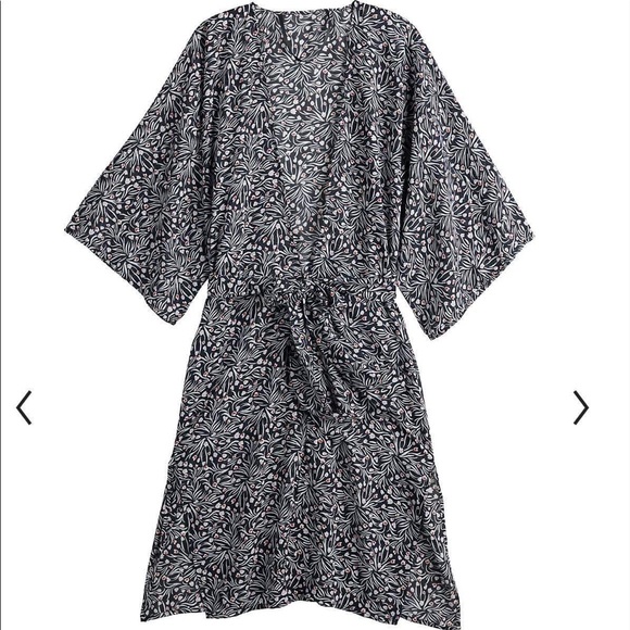 Sonoma Goods For Life Women’s Dainty Floral Belted Kimono Size OS - Picture 3 of 12